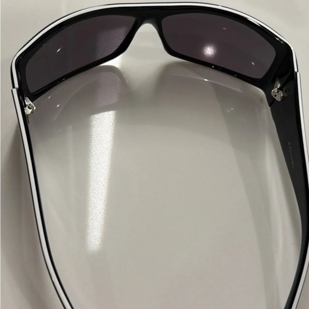 Dior Black Sunglasses VINTAGE Y2K - Picture 4 of 4